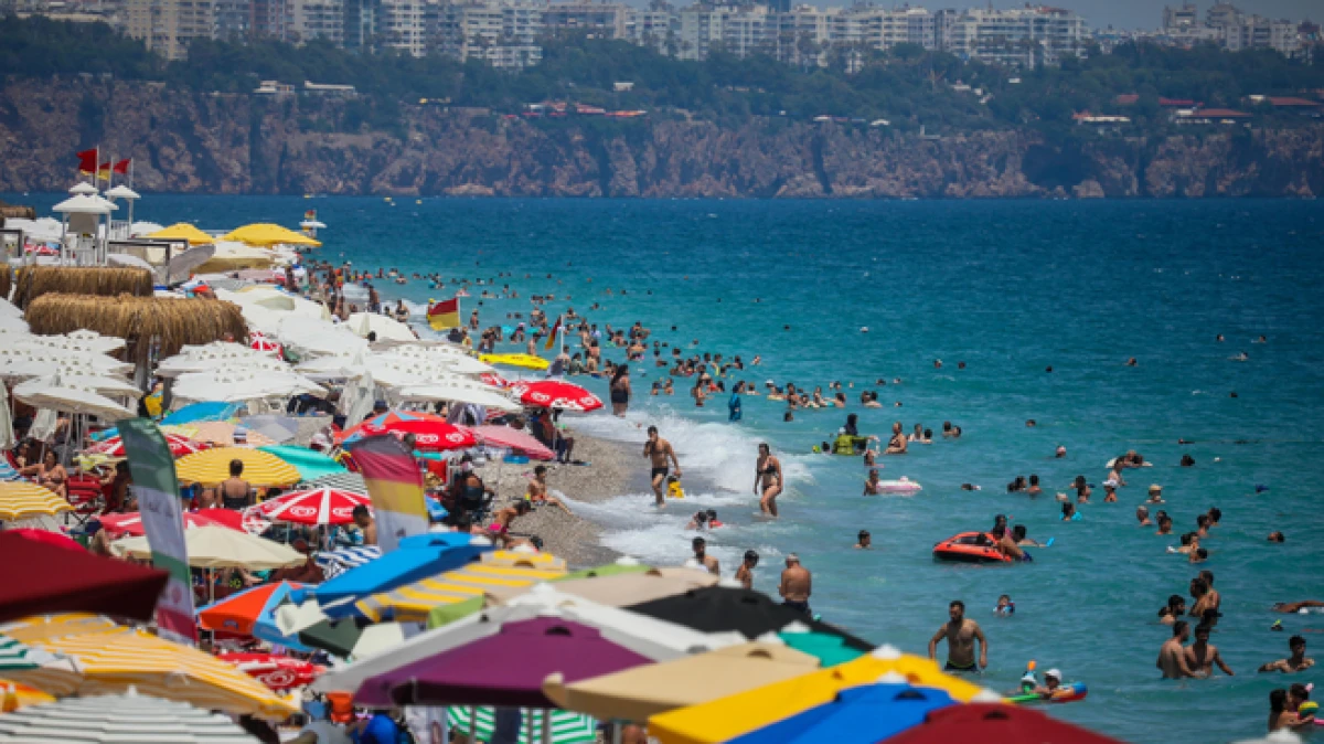 233 Mavi Bayrakla Antalya d&uuml;nya birincisi