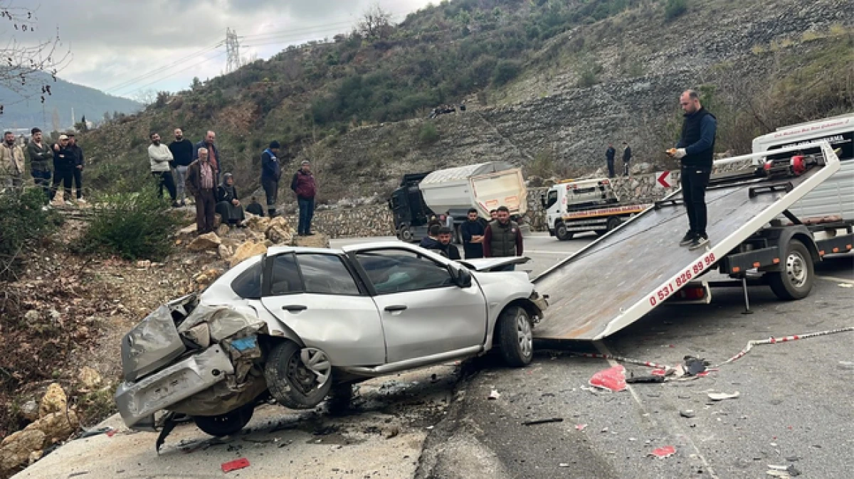 Alanya'da 1 kişinin &ouml;ld&uuml;ğ&uuml; kazada tır şof&ouml;r&uuml; tutuklandı 