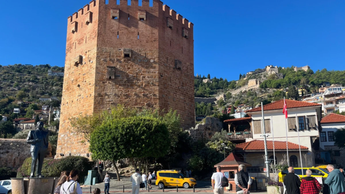 Alanya'da bayram &ouml;ncesi rezervasyon taleplerinde artış yaşandı