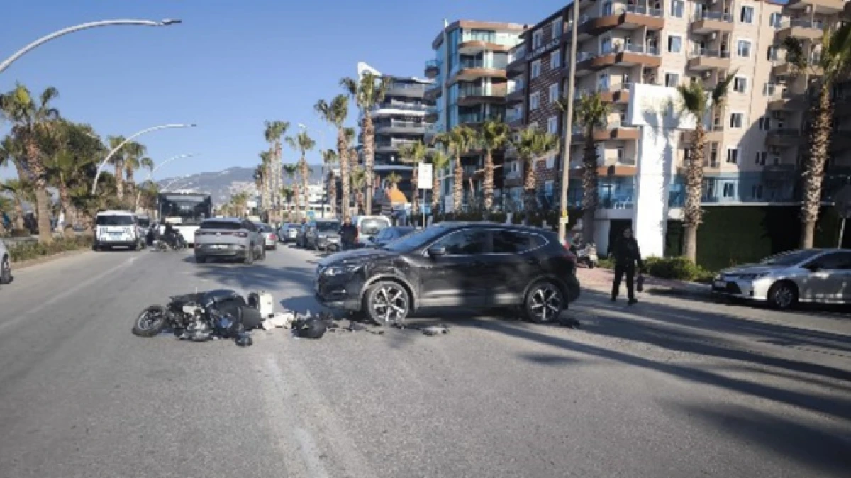 Alanya'da &uuml;niversiteli gencin &ouml;l&uuml;m&uuml;ne neden olan kazada s&uuml;r&uuml;c&uuml; tutuklandı  