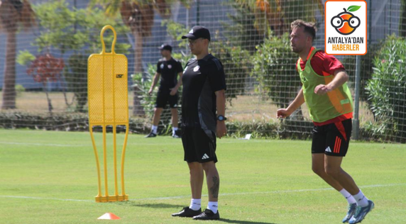 Alex de Souza, Antalyaspor'la ilk antrenmanına çıktı   