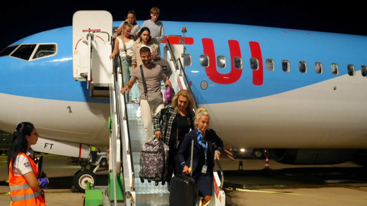 Amsterdam'dan Gazipaşa-Alanya Havalimanı'na ilk uçuş gerçekleştirildi 