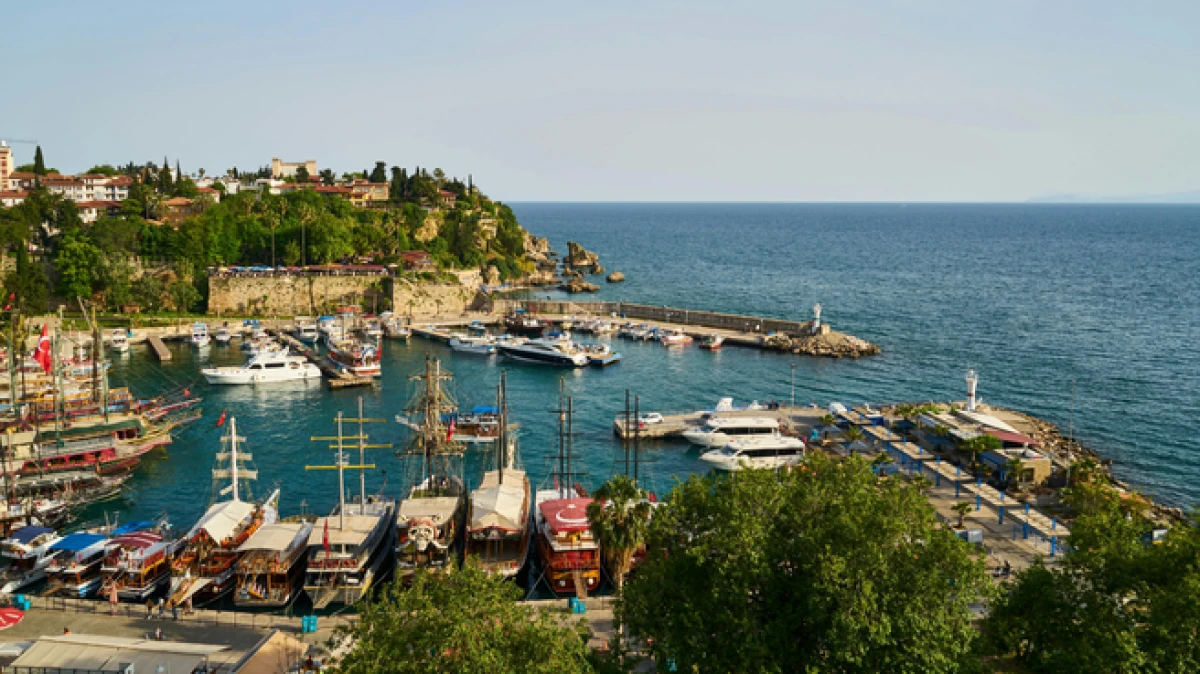 Antalya 2024'te yurt dışından en çok göç alan illerden biri oldu   