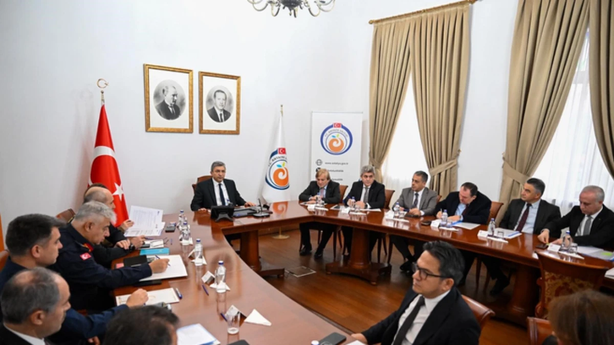 Antalya aşırı yağışlara karşı teyakkuzda   