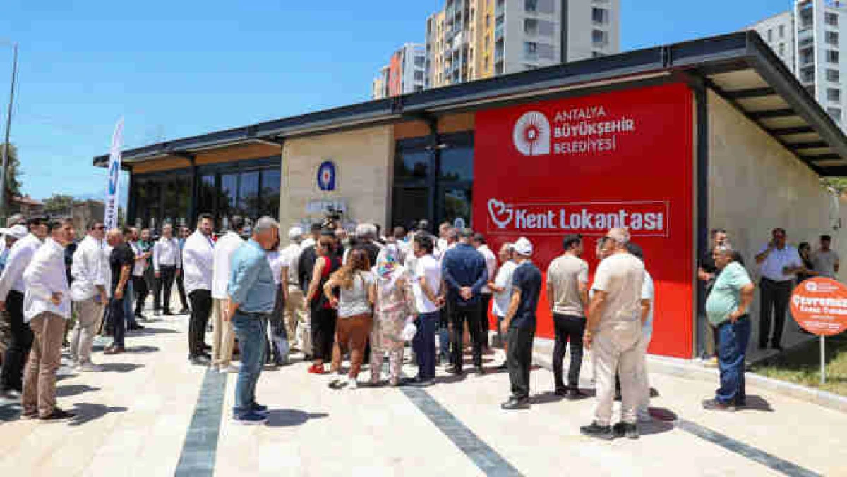  Antalya Büyükşehir Belediyesi Kent Lokantası hizmete girdi: Fiyatlar çok uygun