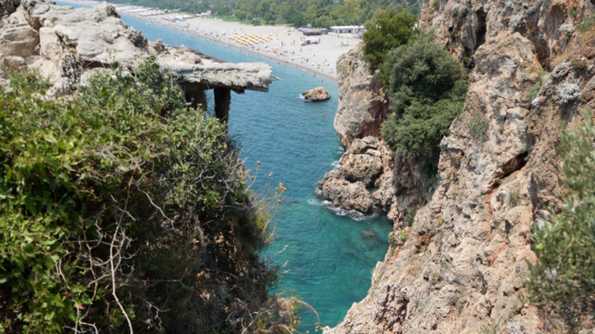 Antalya falezlerinde bazı bölgelerin koruma statüsü değiştirildi   