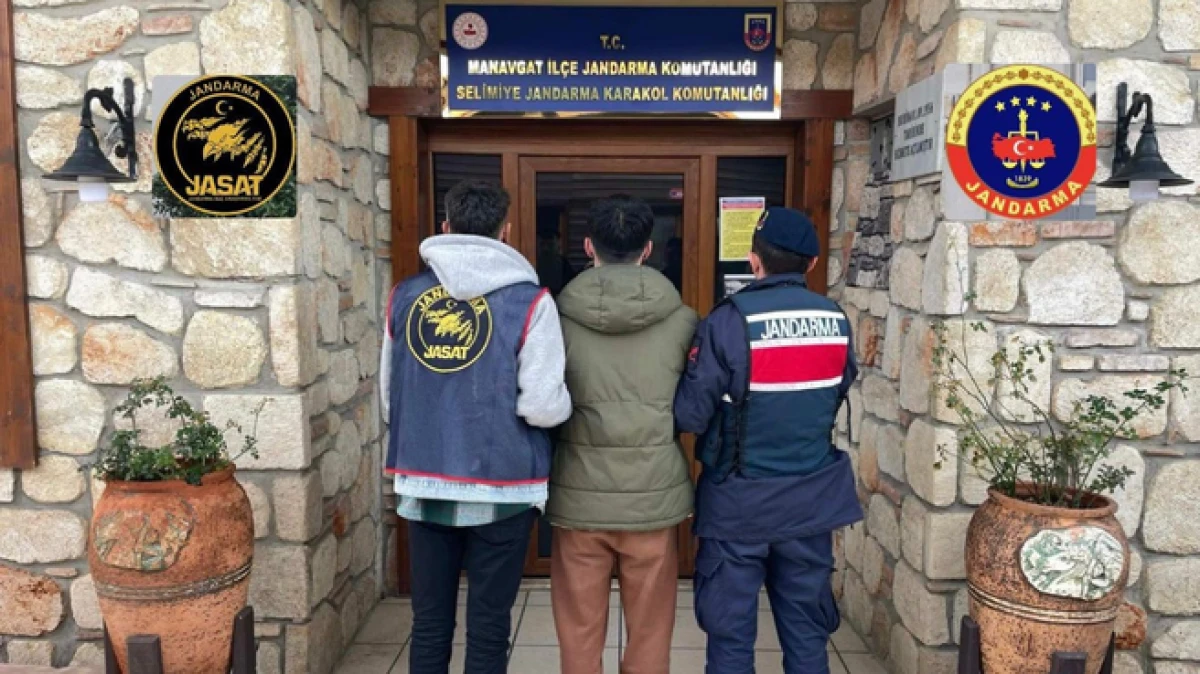 Antalya Jandarma bir haftada 643 aranan ş&uuml;pheliyi yakaladı   