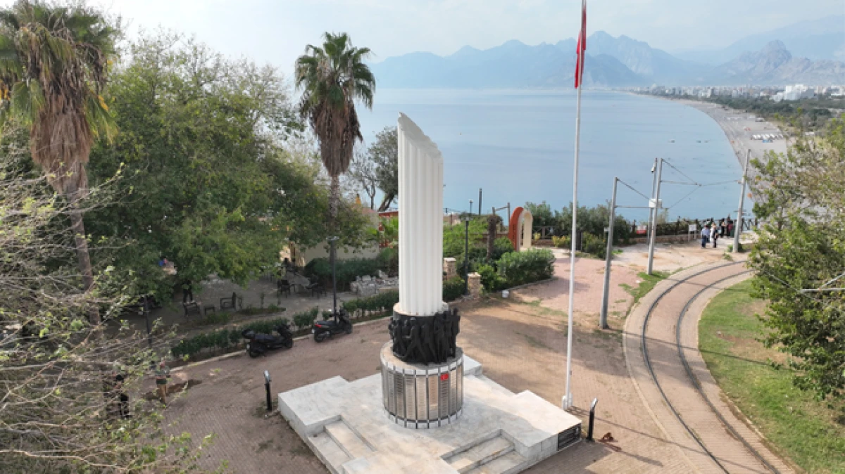 Antalya Şehitleri Anıtı restore edildi 