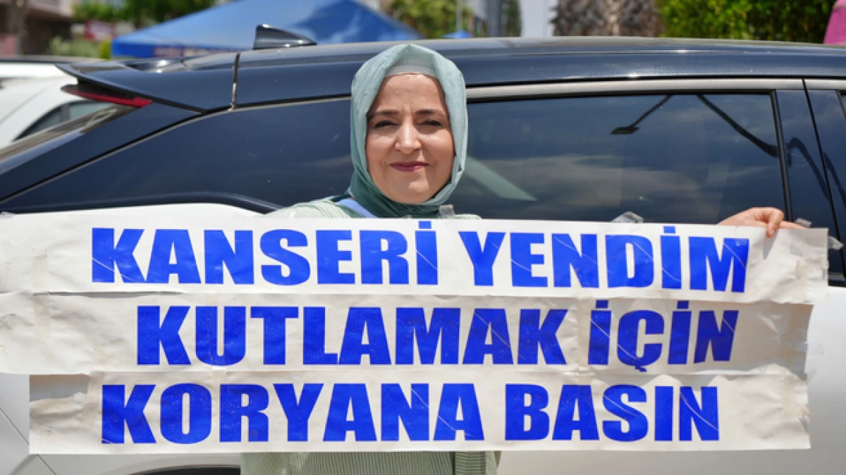 Antalya trafiğinde kornalar, kanseri yenen kadın i&ccedil;in &ccedil;aldı 