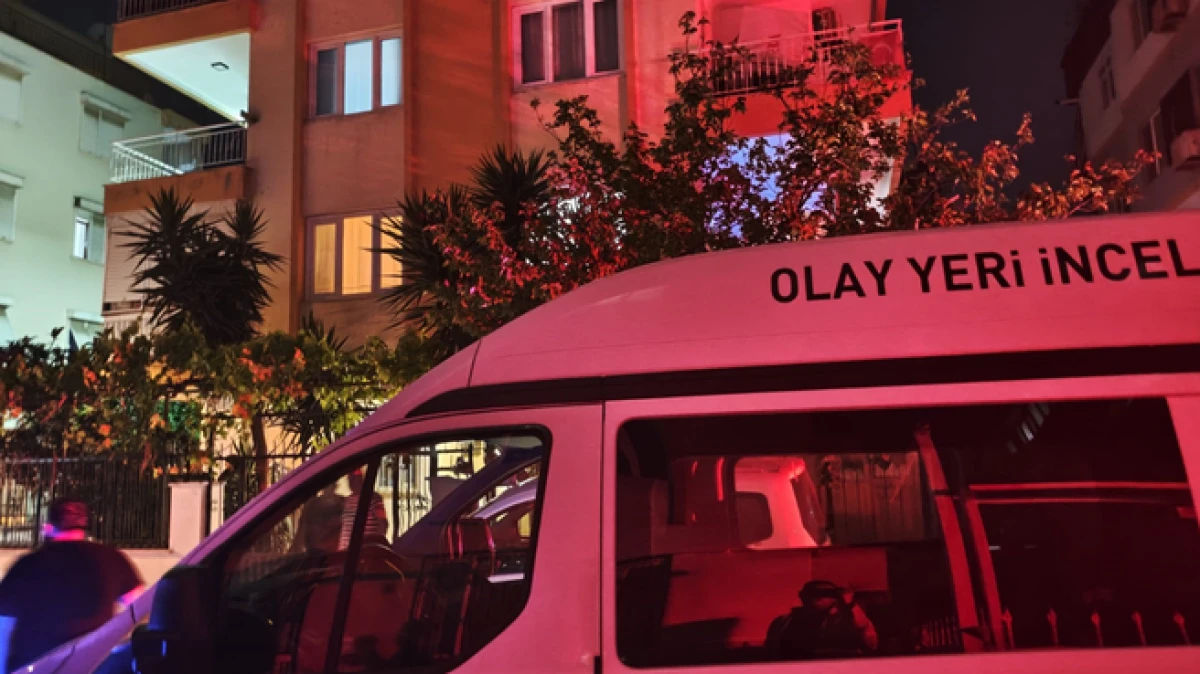 Antalya'da 16 yaşındaki &ccedil;ocuk evde silahla vurulmuş halde &ouml;l&uuml; bulundu 