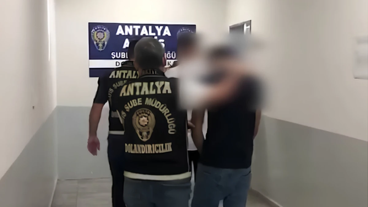Antalya&rsquo;da 2,5 milyon liralık dolandırıcılıkta 2 tutuklama