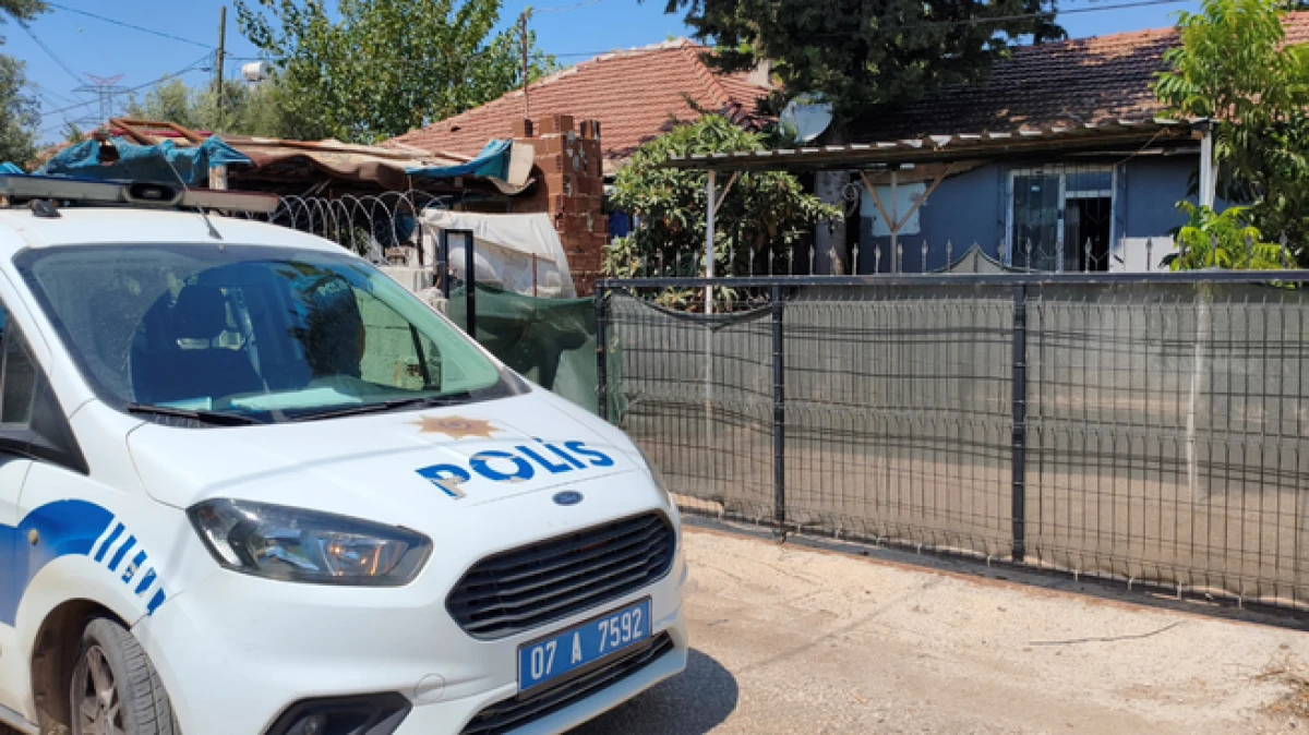 Antalya’da 44 yaşındaki adam evinde ölü bulundu 