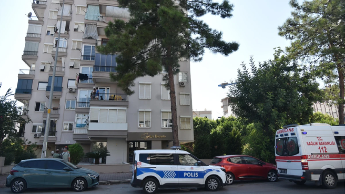 Antalya&rsquo;da anne ile kızı yataklarında &ouml;l&uuml; bulundu