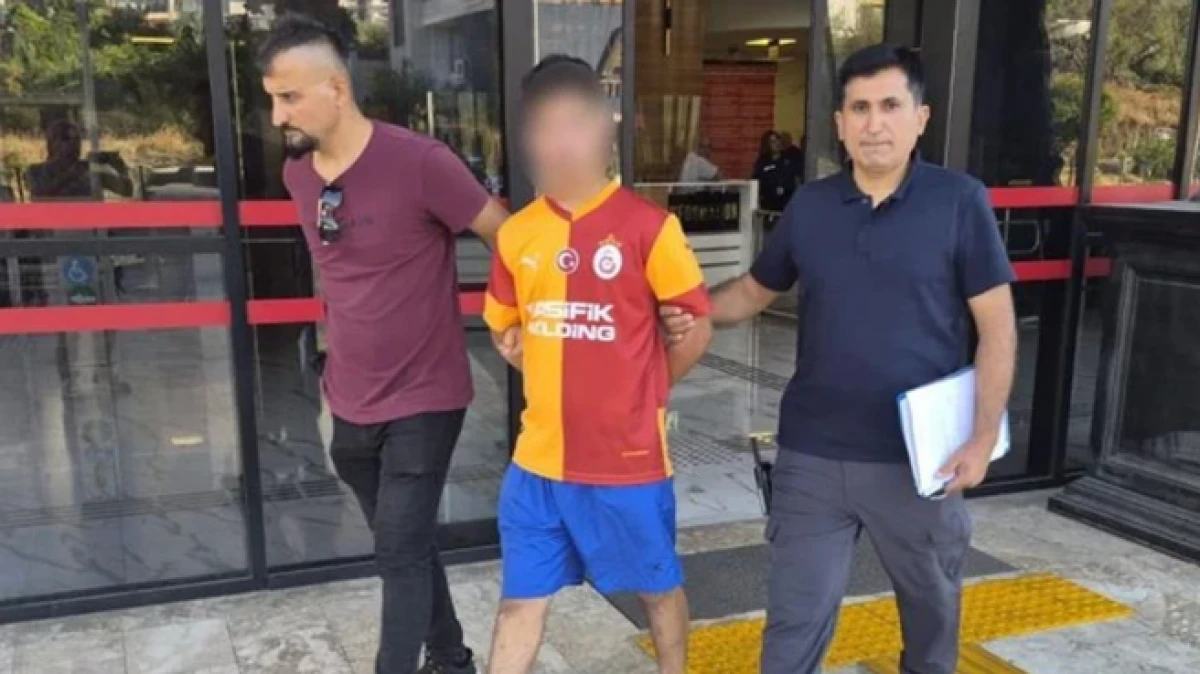 Antalya&rsquo;da Danimarkalı kadın turisti bı&ccedil;aklayıp taciz eden 17 yaşındaki ş&uuml;pheli tutuklandı