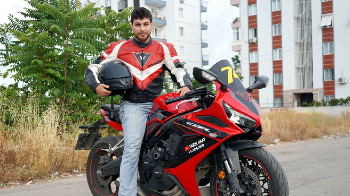Antalya&rsquo;da doktorların 'y&uuml;r&uuml;yemeyebilirsin' dediği Tarık, &ouml;l&uuml;mden d&ouml;nd&uuml;ğ&uuml; motosiklete 5 yıl sonra yeniden bindi