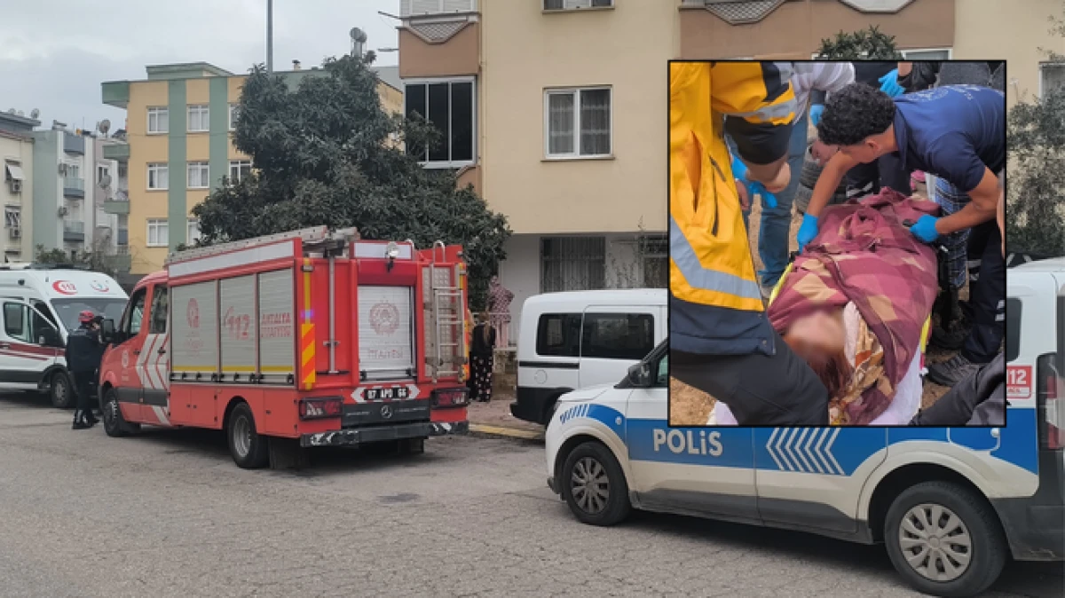 Antalya&rsquo;da foseptik &ccedil;ukuruna d&uuml;şen gen&ccedil; kız vatandaşlar tarafından kurtarıldı 