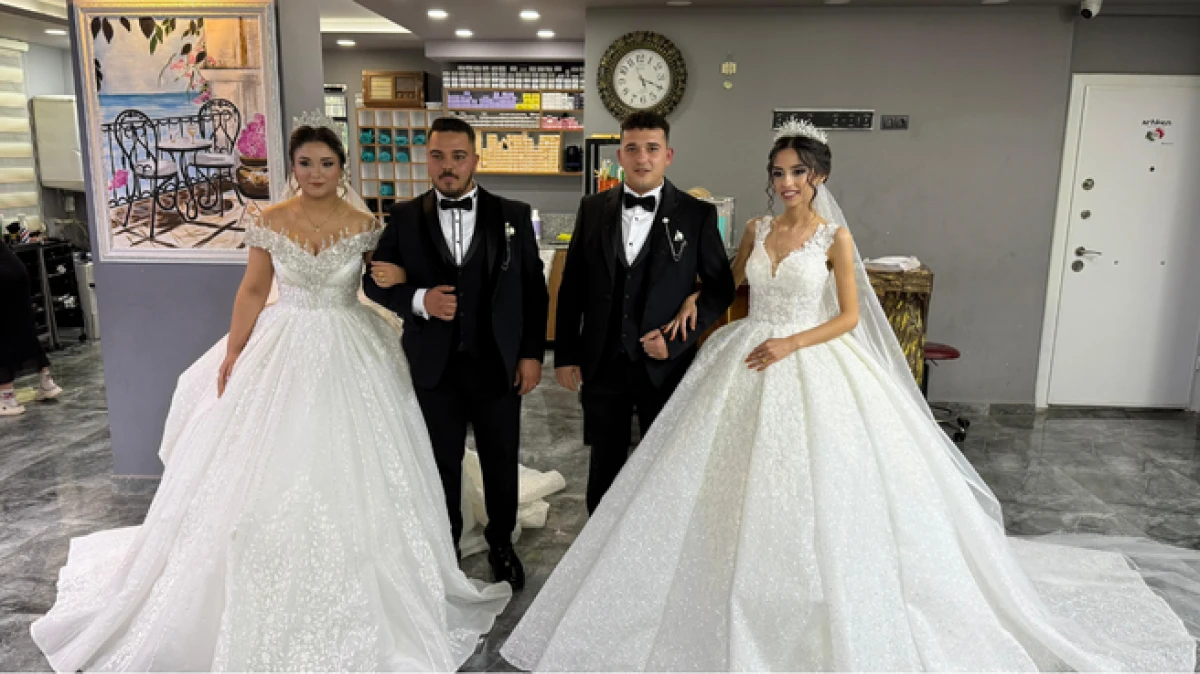 Antalya’da iki kardeş geleneği devam ettirmek için aynı gün evlendi