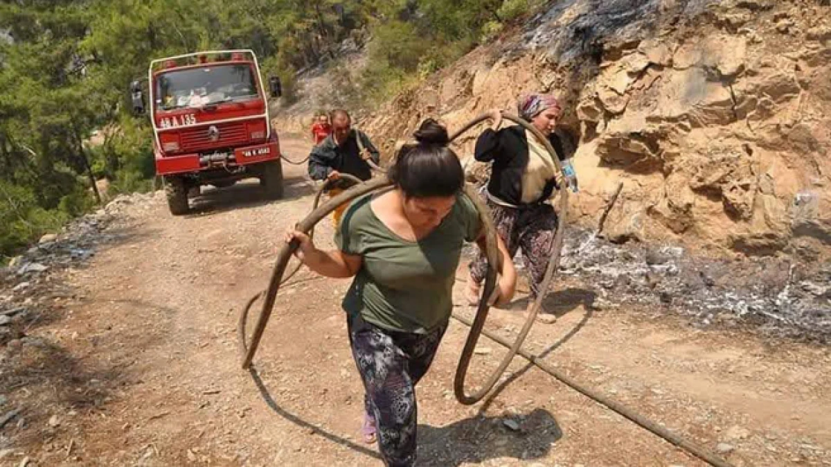 Antalya&rsquo;da k&ouml;yl&uuml;ler iki kez k&ouml;ylerini kurtardı, &Ccedil;evre &Ouml;d&uuml;l&uuml;&rsquo;n&uuml; kazandılar