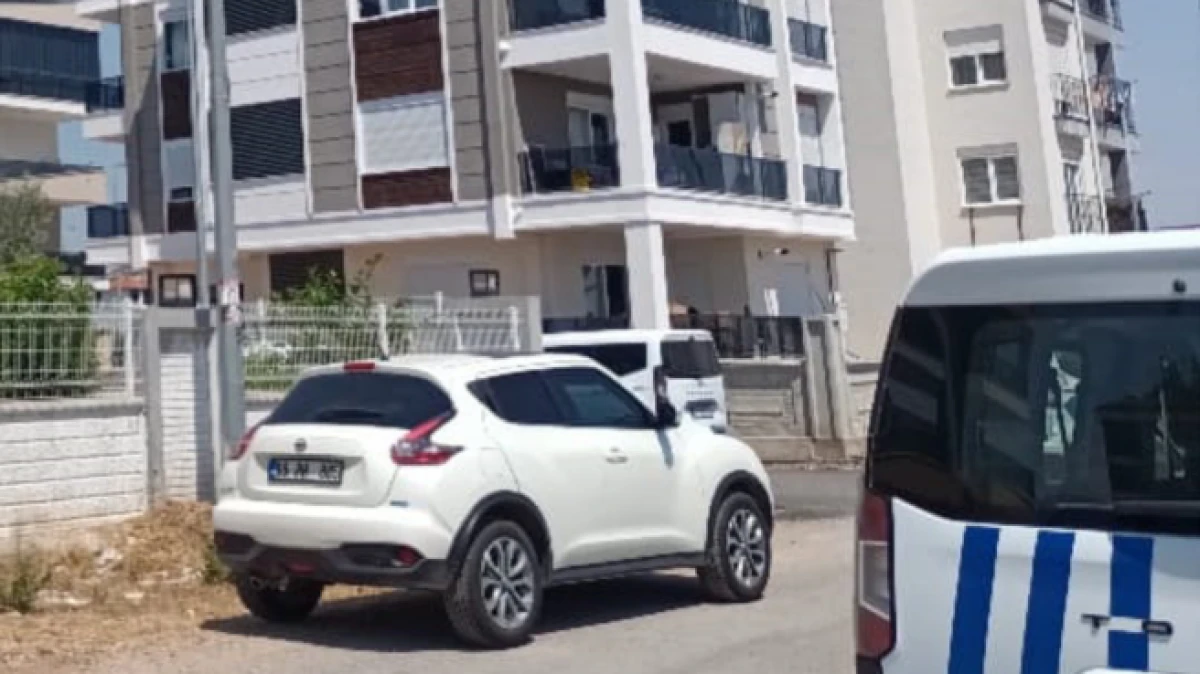 Antalya&rsquo;da polis memuru, 3 g&uuml;n &ouml;nce taşındığı evde &ouml;l&uuml; bulundu