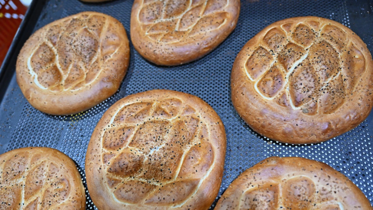 Antalya&rsquo;da Ramazan pidesi B&uuml;y&uuml;kşehir Halk Ekmek b&uuml;felerinde yerini alacak 