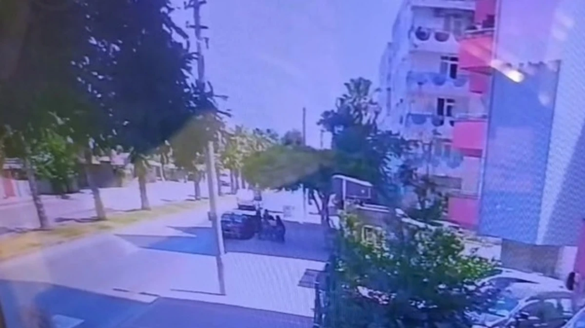 Antalya&rsquo;da sokak ortasında 6 kadının saldırısına uğrayan gen&ccedil; kadın o anları anlattı 