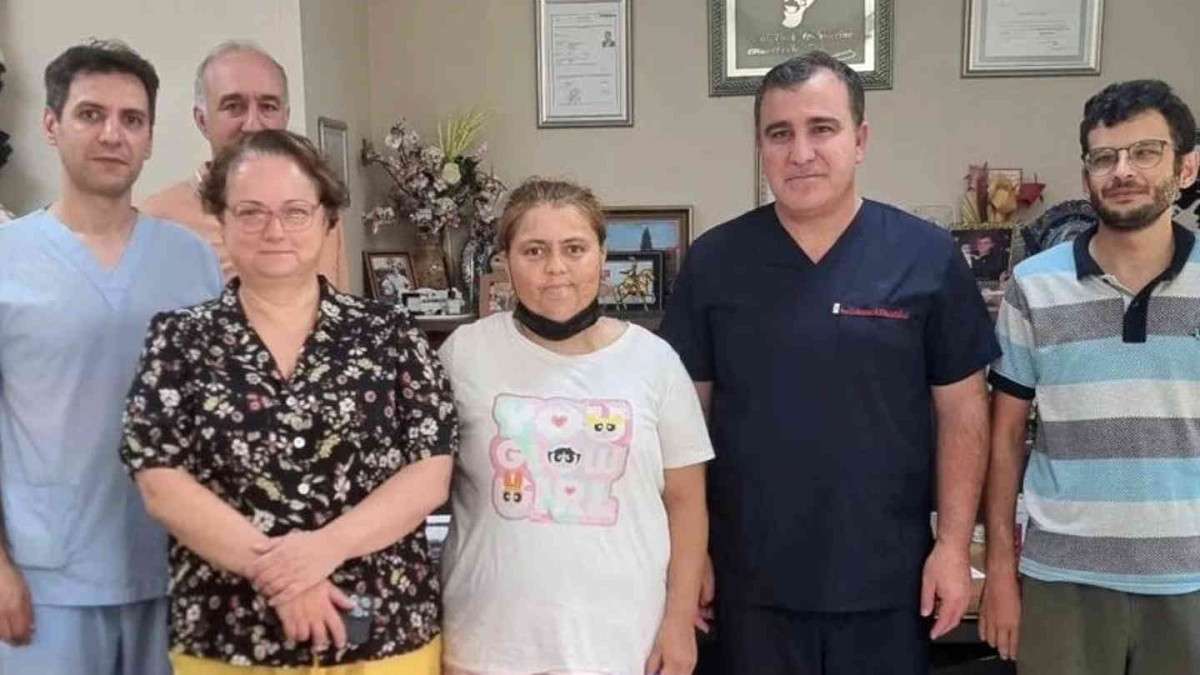 Antalya’da yapılan çapraz böbrek nakli ile hayata tutundular