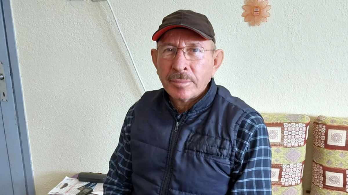 Antalya&rsquo;dan kutsal topraklara gitti, oğlunun kabrinde fenalaşıp &ouml;ld&uuml;