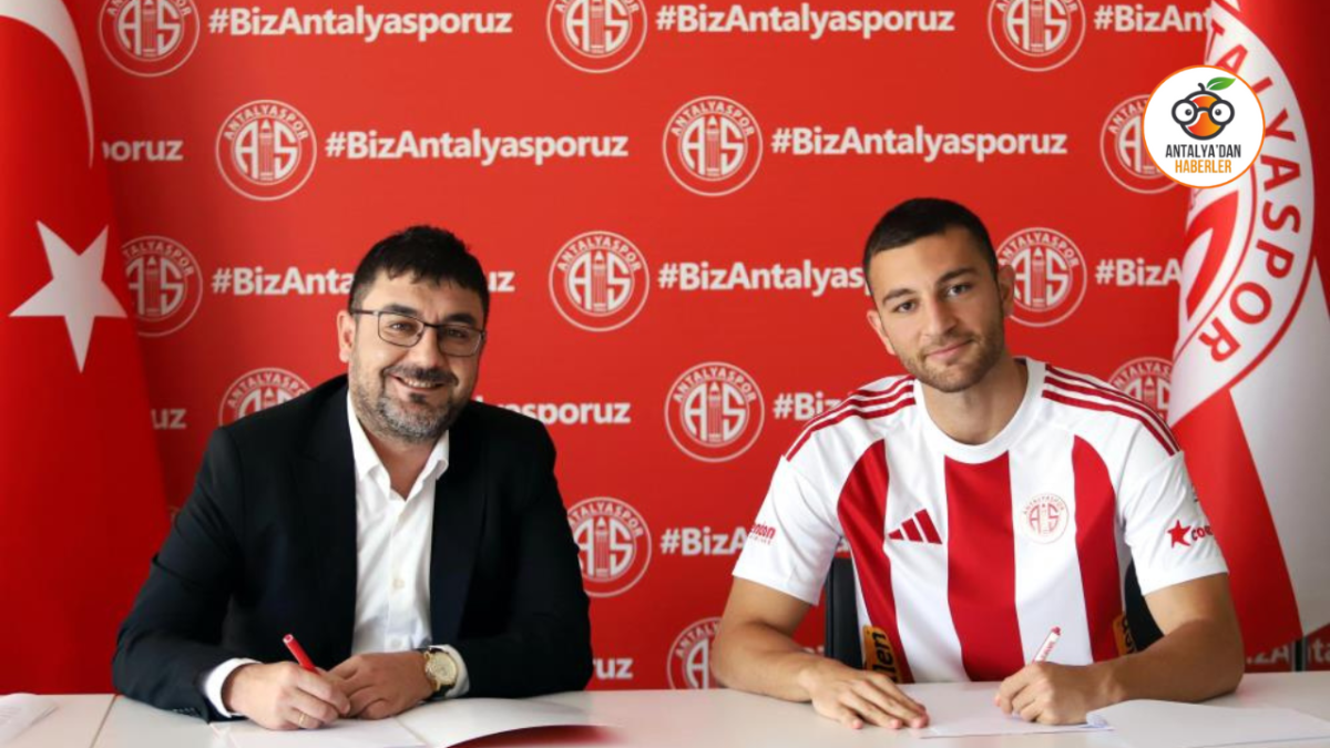 Antalyaspor’un  7. transferi  Emrecan Uzun Han 