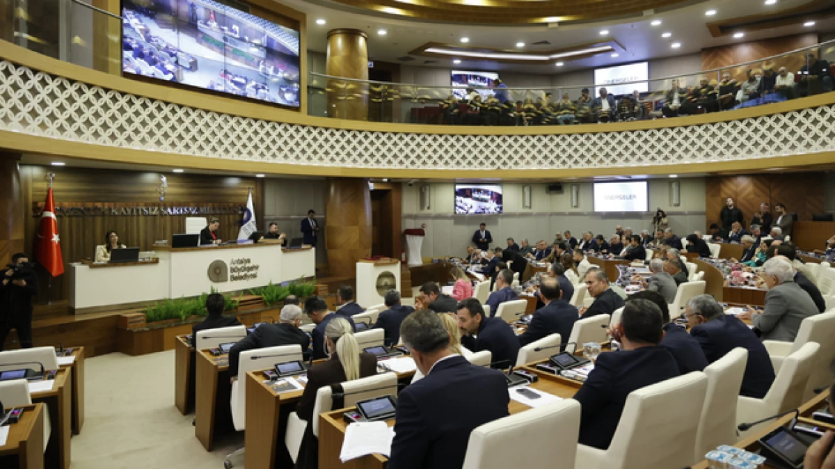 Antalya'ya 4. etap raylı sistem m&uuml;jdesi! Konyaaltı&rsquo;ndan başlıyor