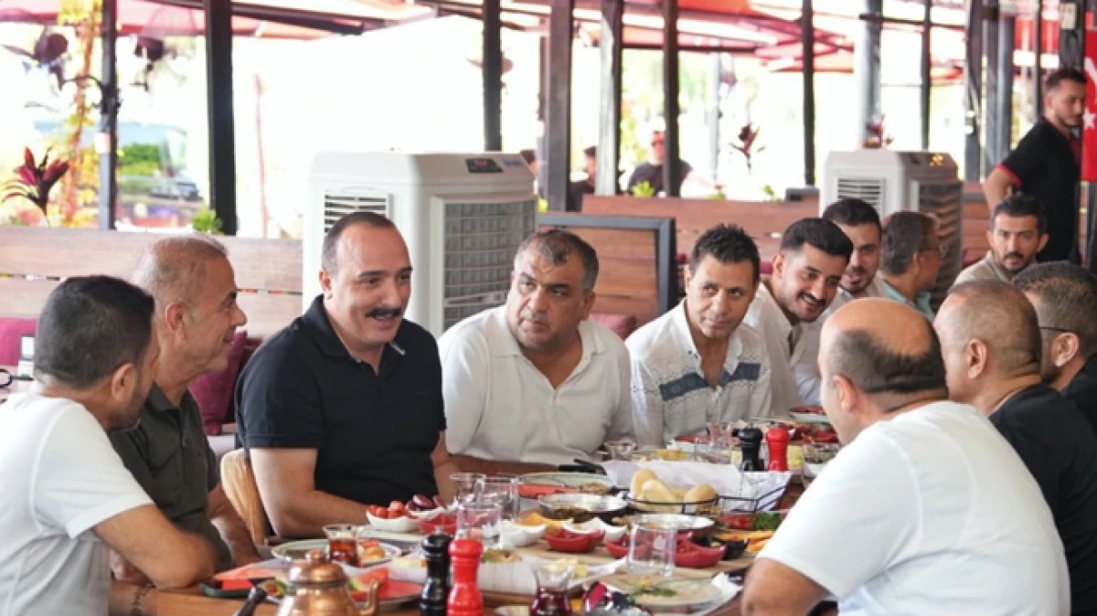 Başkan Kotan, Konyaaltı esnafıyla buluştu 