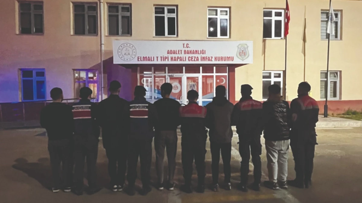 Elmalı Cezaevi&rsquo;ne uyuşturucu sokma girişimine operasyon: 14 kişi tutuklandı 