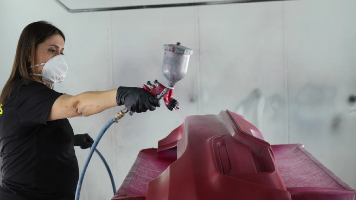 Eşinin yanında çırak olarak başladı, müşterilerin vazgeçilmez 'Nurgül ustası' oldu 