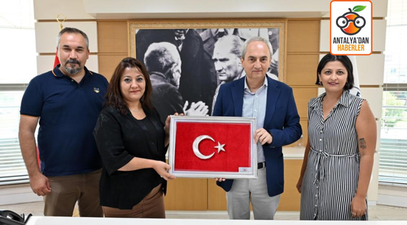 Kepez Belediye Başkanı Kocagöz'den memur personeline yüzde 120 oranında zam