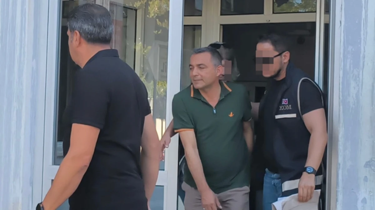 Manavgat Belediye Başkanı Niyazi Nefi Kara görevden uzaklaştırıldı   