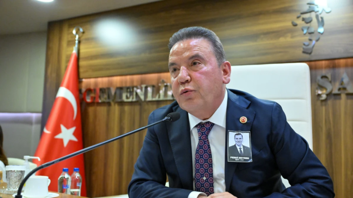 Muhittin Böcek, Türkiye'nin en başarılı ikinci belediye başkanı seçildi